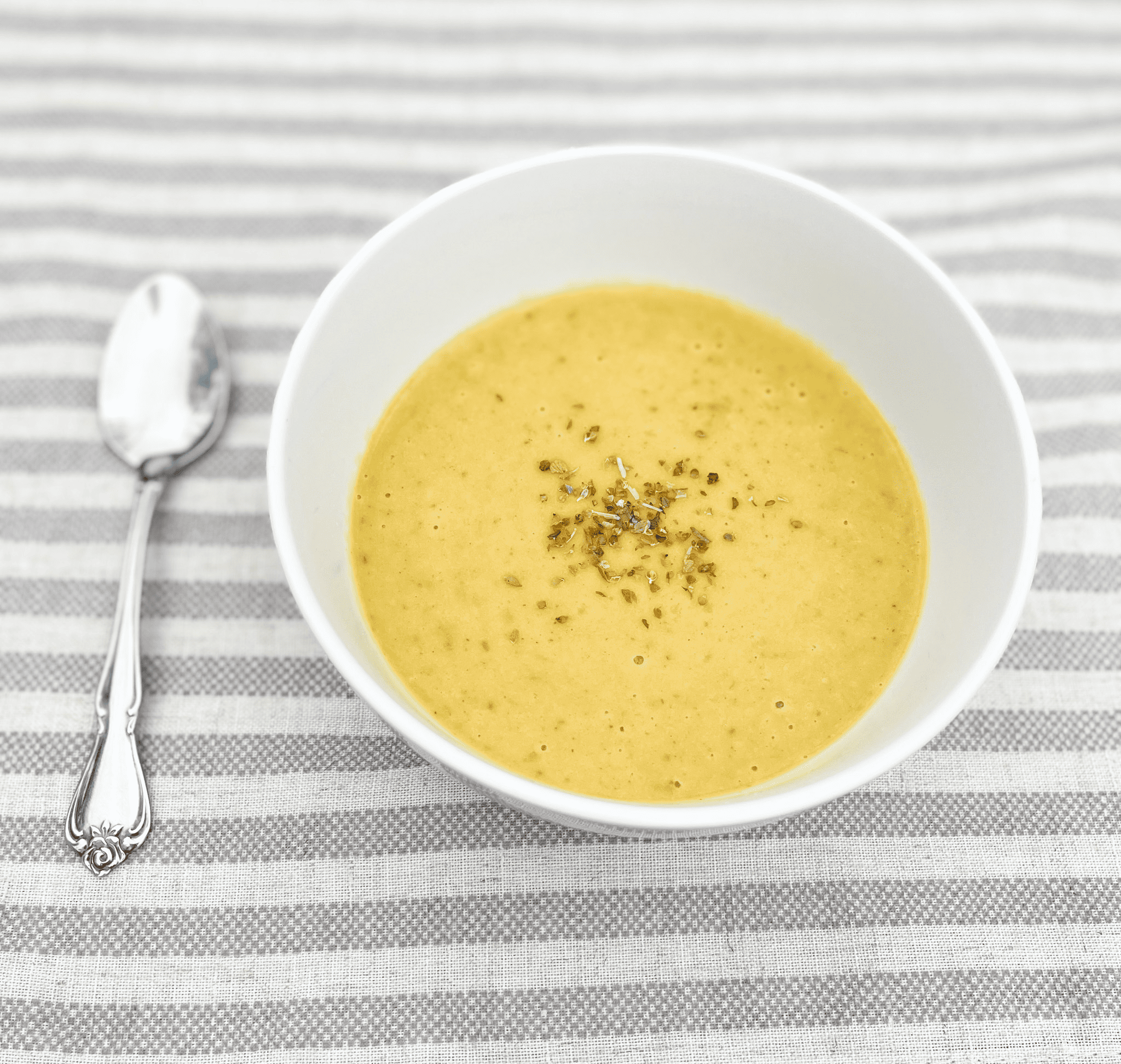 52 Clove Golden Garlic Soup Recipe for Colds and Flu