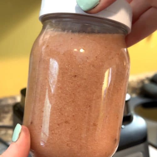 sea moss gel in a mason jar