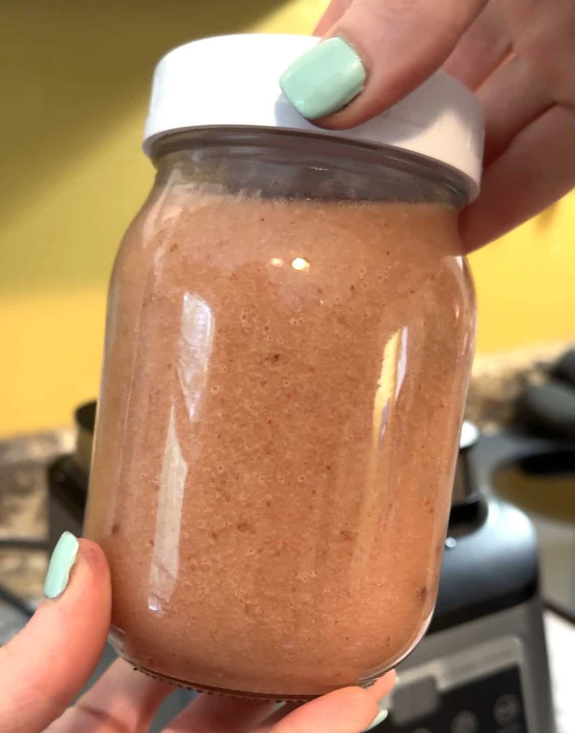 sea moss gel in a mason jar