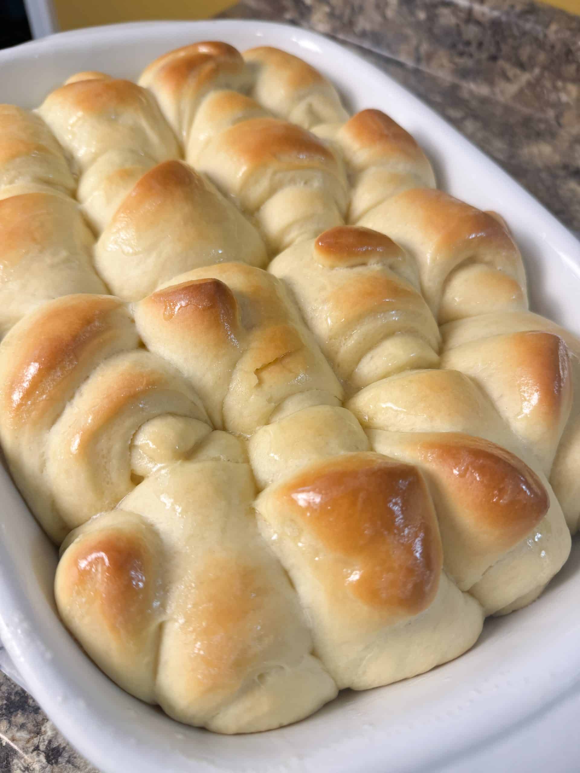Homemade Sweet Dinner Rolls